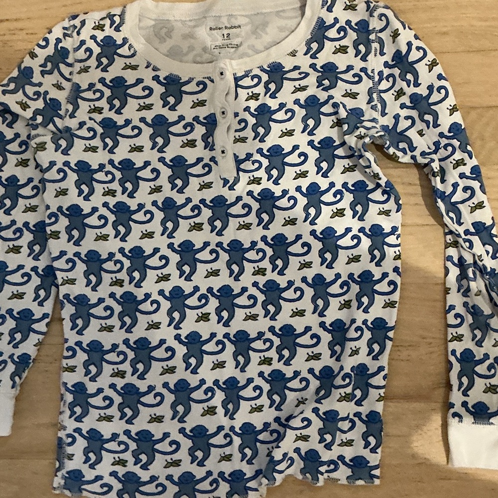 Roller Rabbit White and Blue Graphic Shirt